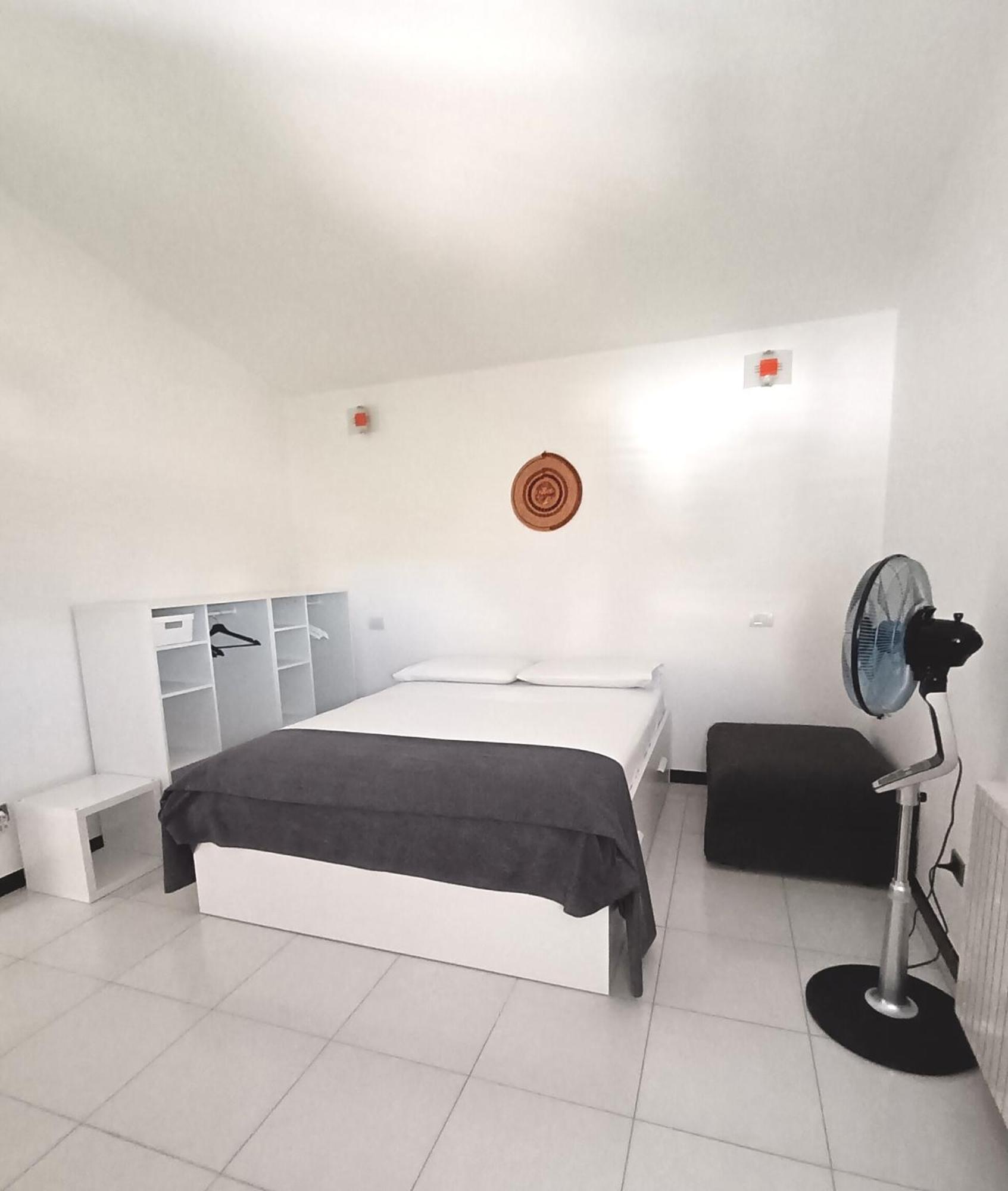 Sulcis Camere San Giovanni Suèrgiu Екстериор снимка